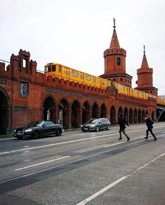 The Perfect Evening in Friedrichshain: Our Favorite Places, People and Flavors